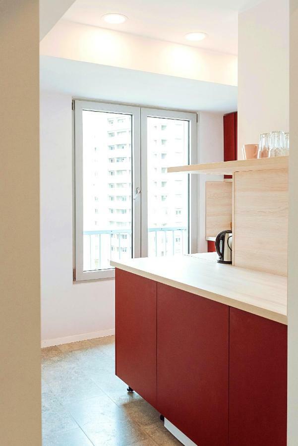 Old Town Riverview Apartment بوخارست المظهر الخارجي الصورة