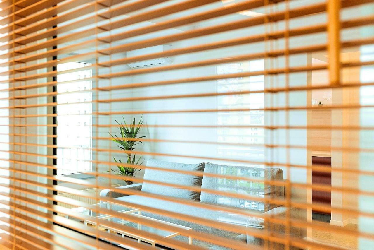 Old Town Riverview Apartment بوخارست المظهر الخارجي الصورة